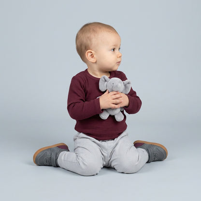 Maiyko Barefoot Gri Bordo bebek ayakkabisi tam boy