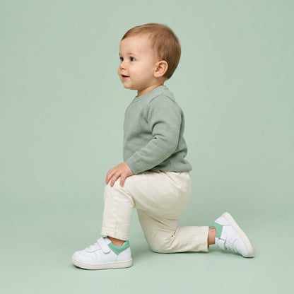 Maiyko Barefoot Beyaz Nubuk Yesil bebek ayakkabisi tam boy
